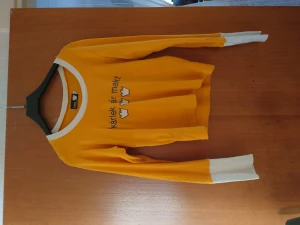 Retro Svea  - Gammal Svea tröja i väldigt bra skick. Inte använd av mig, möjligen på 70-80 talet. Storlek S