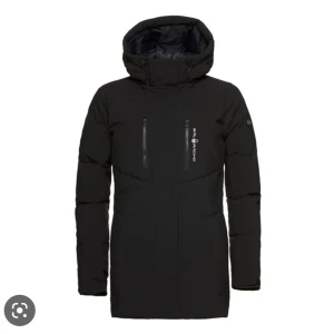 Sail racing vinterjacka  - Sail racing vinterjacka nästintill ny, ren och fräsch jacka.  Priset kan diskuteras!  