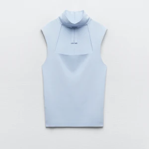 Zara topp - Snygg Zara topp med choker. Den är bara använd en gång så i nyskick. Fin till sommaren❤️