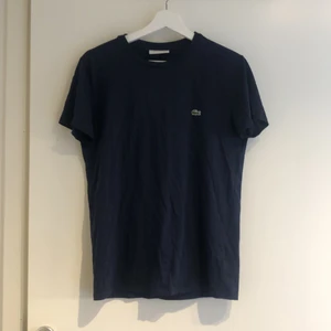 Lacoste t-shirt - T-shirt i fint skick, herrstorlek