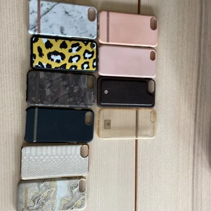 Mobilskal  - Hej! Jag säljer skal man får dom i ett paket alla ihop men det idel of sweden skalet är lite sönder på sidan men funkar jätte bra endå alla andra är i ett bra skick.. och man får allt i ett paket och det är till iPhone 8