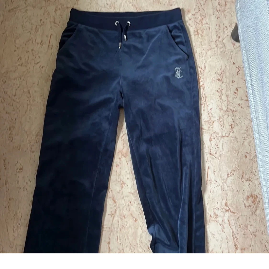 Säljer pga att dom inte kommer till användning 