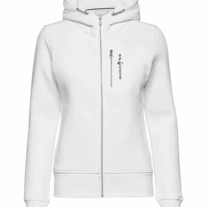 sail racing hoodie - söker en vit sail racing zip-up tröja i st xs/s som säljs för ett bra pris! kan mötas upp i malmö, lund eller kävlinge kommun.
