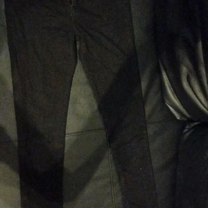 Tommy hilfiger - Har haft de i 3 månader och de är lite små nu 