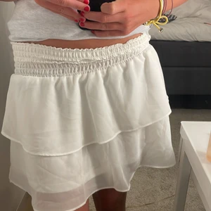 Kjol - Säljer denna fina Chelsea kjolen.