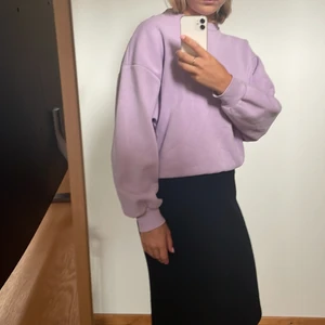 Lila långarmad - Lila sweatshirt