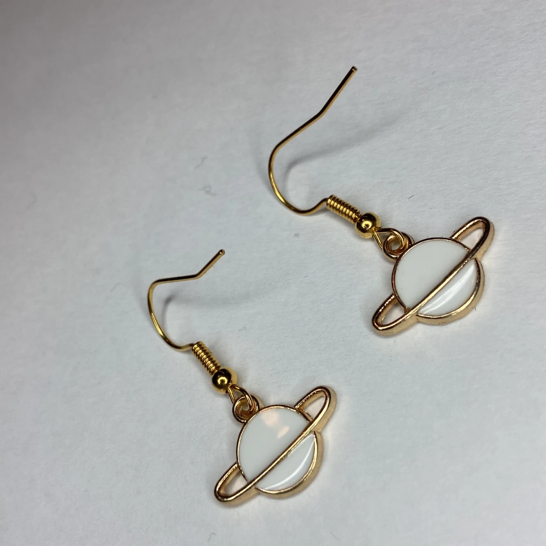 Helt nya örhängen  - 90