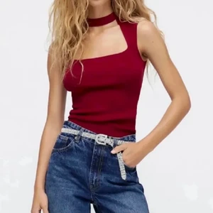 Zara topp - Säljer den då den ej kommer till användning. Fast pris.