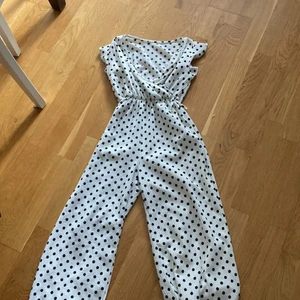 Zara  - combination Black and white 