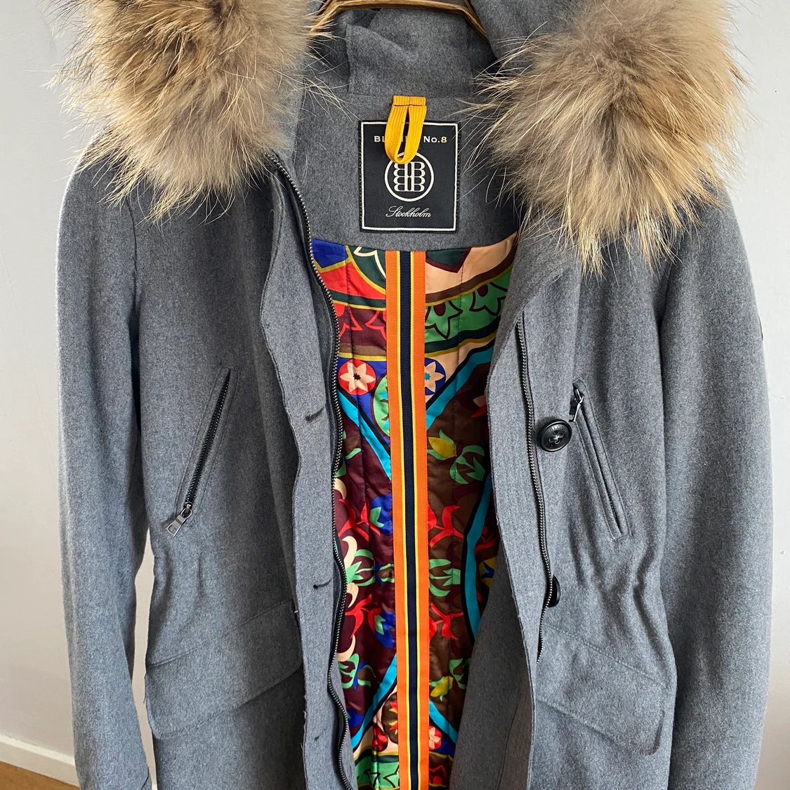 Grå jacka från Blonde nr 8