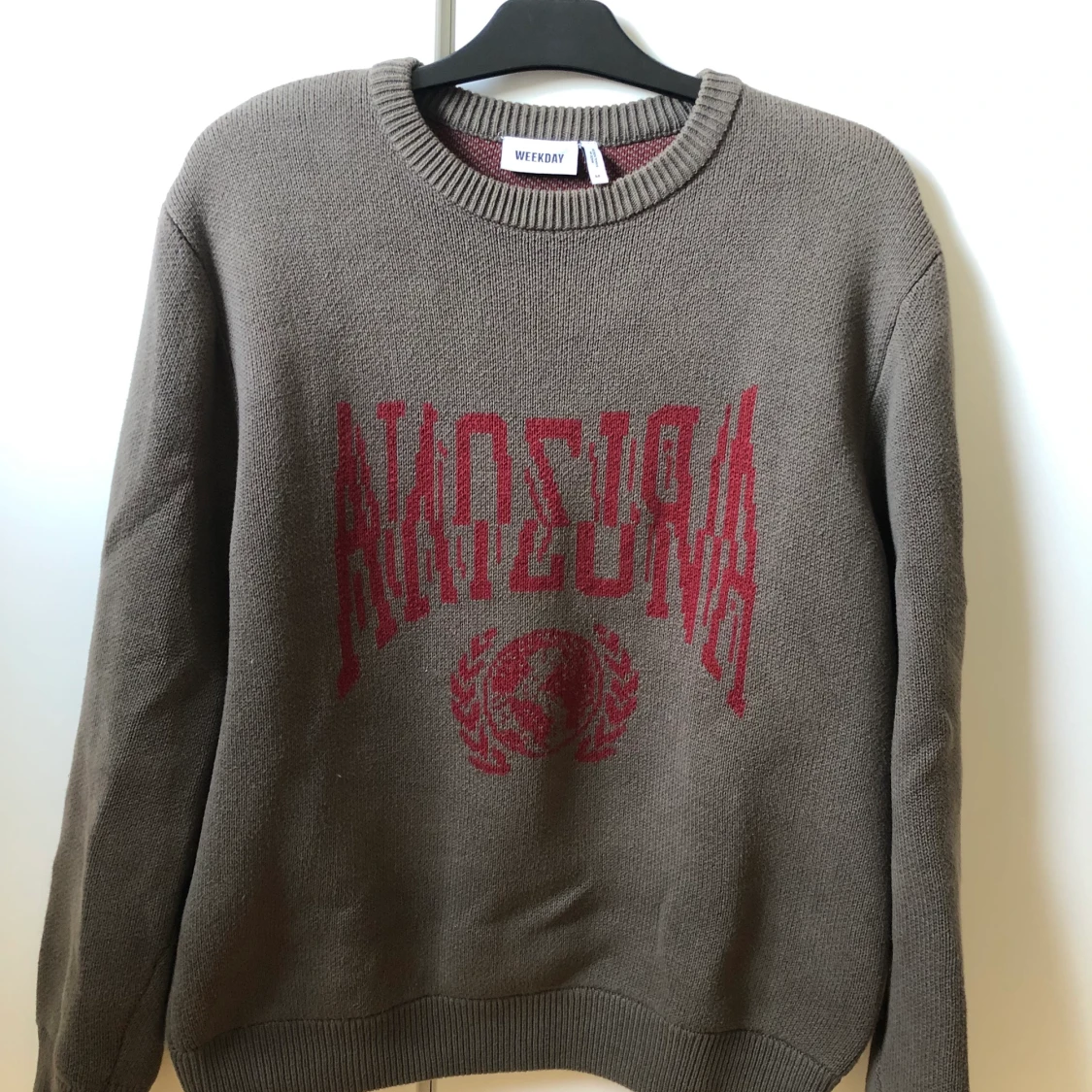 Weekday stickad tröja strl M