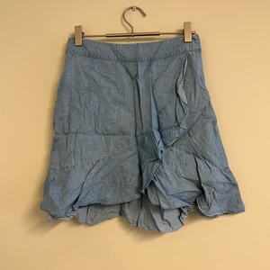 Kjol - Underbar kjol från bikbok som tyvärr inte kommer till användning längre 💗