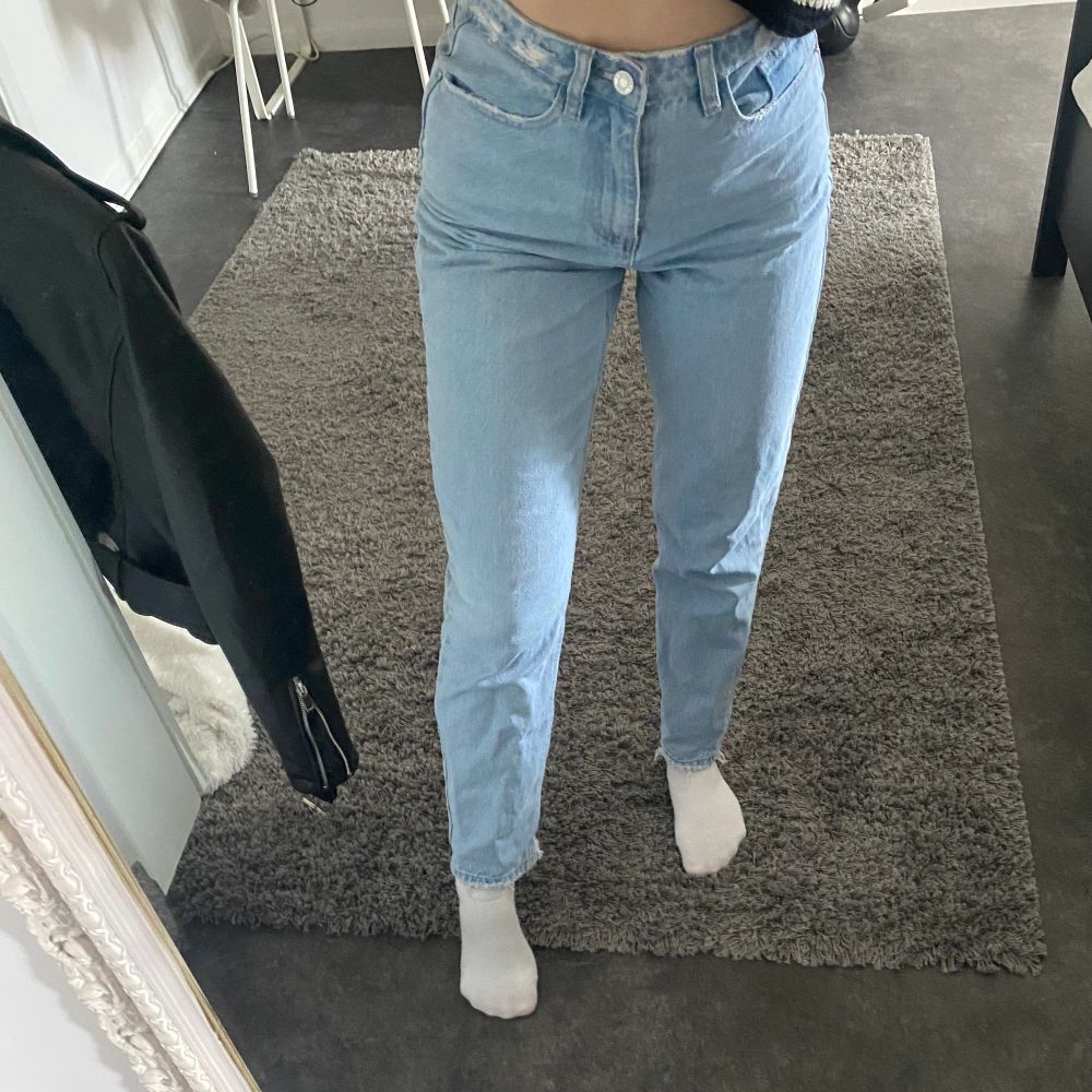 Jätte fina jeans från Nelly  Storlek: 34 Pris: 160kr+frakt ❤️❤️ #nelly #jeans #34. Jeans & Byxor.