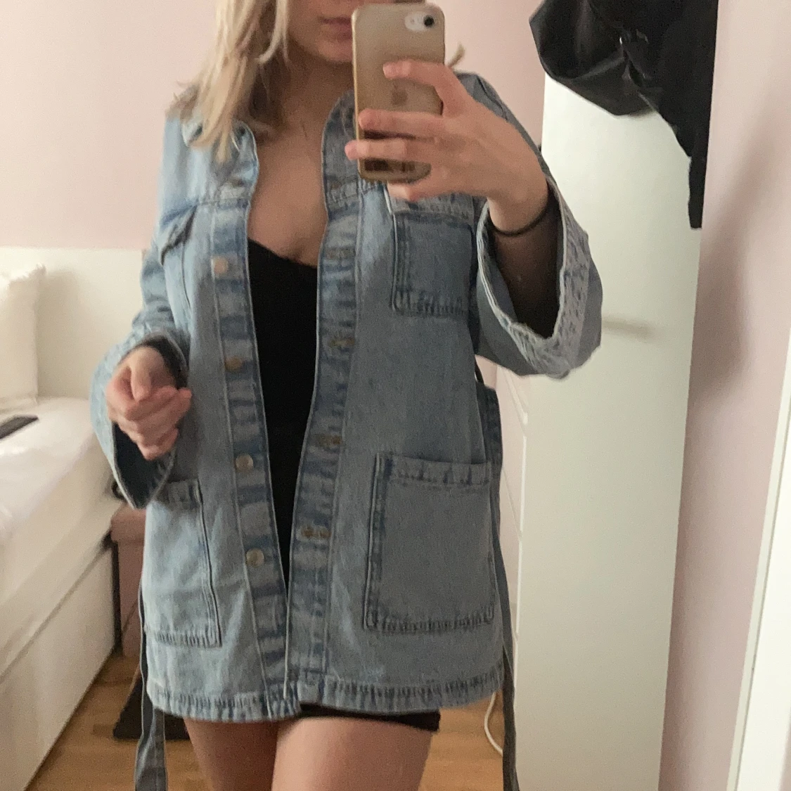 Ny trendig jeansjacka , prislapp kvar  - 91