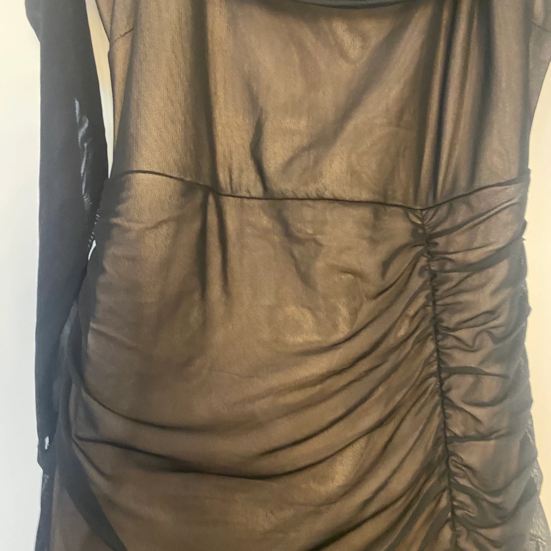 svart med beige Klänning  - 90