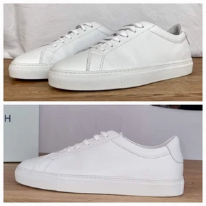 Vita Sneakers - A Days March - Oanvända helt nya vita sneakers strl 39 (US 6,5) från A Days March. Äkta läder. Säljer dom för halva priset.