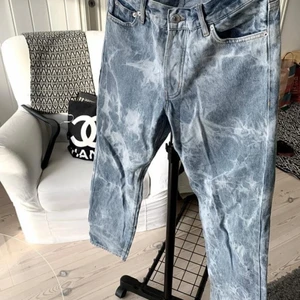 Skater jeans - Skater jeans i nyskick. 
