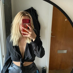 Topp - Fint skick knappt använd, köparen står för frakten 