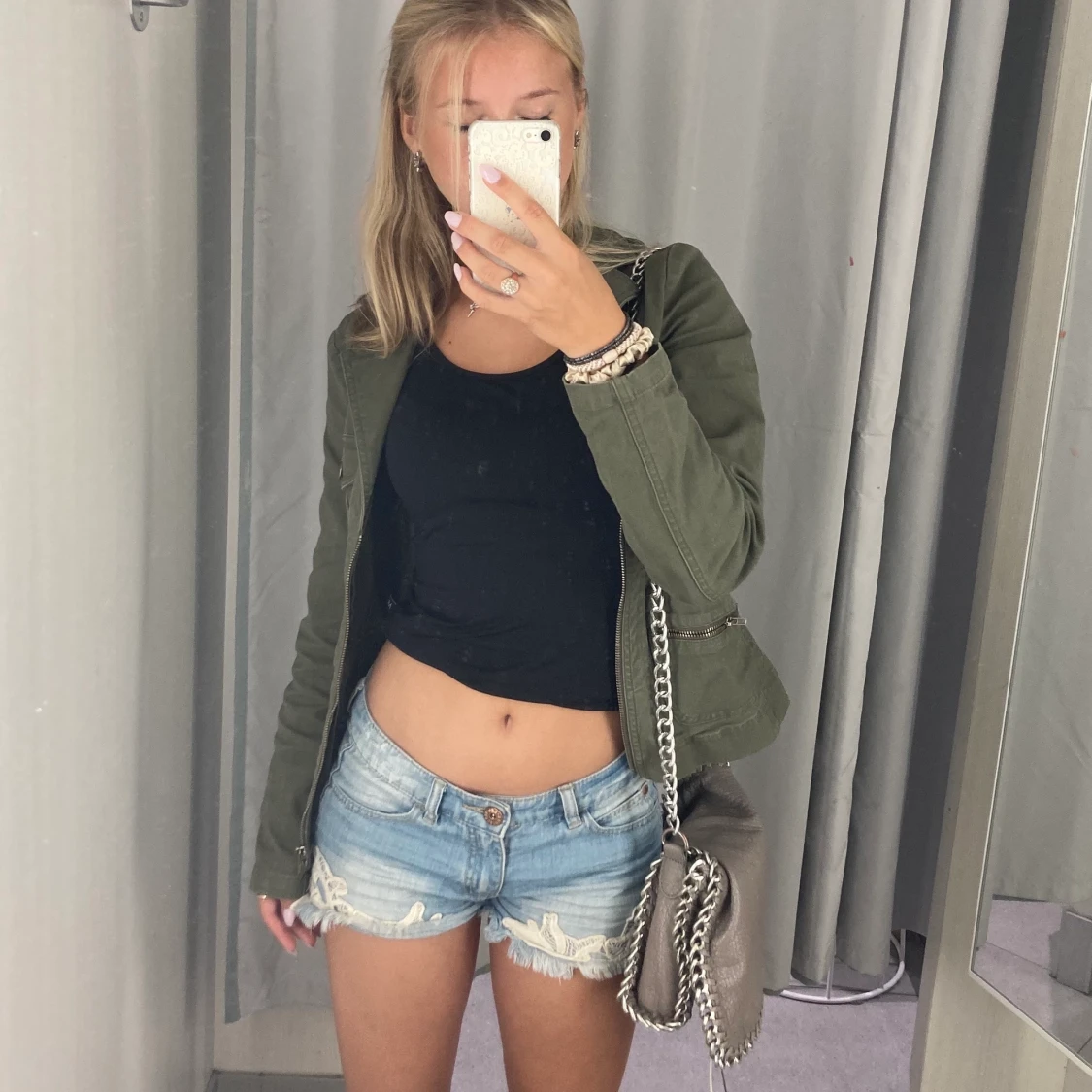 Jättefina jeans shorts 