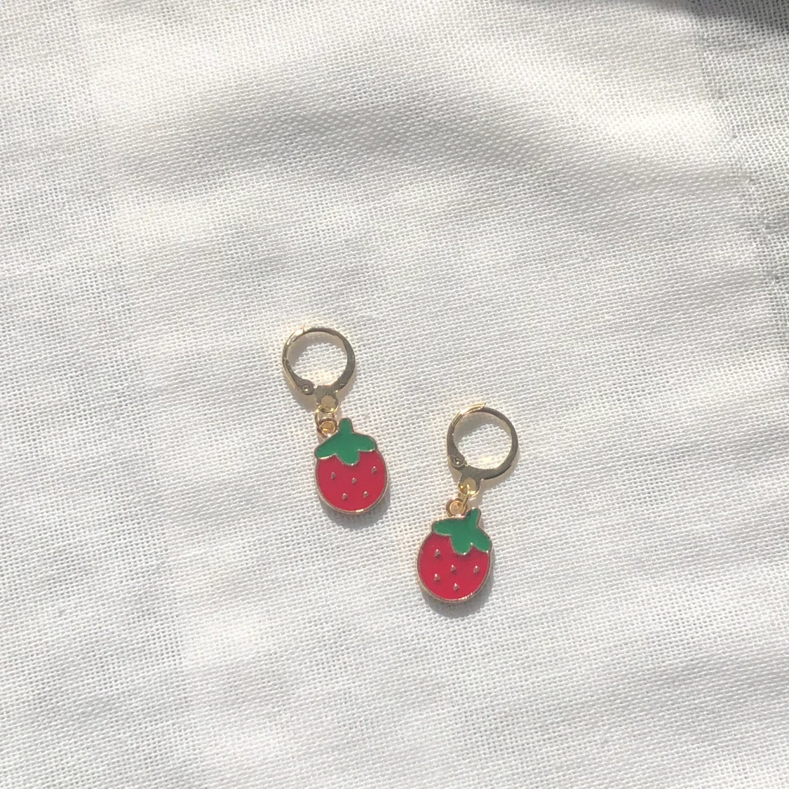 Strawberry earringsđ€