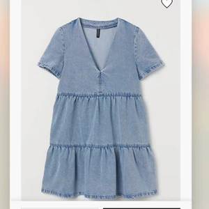 Jenasklänning  - Slutsåld jeansklänning från H&M