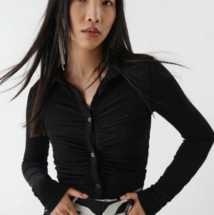 Svart topp!  - Fin svart topp från Gina trico, som endast är testad! 