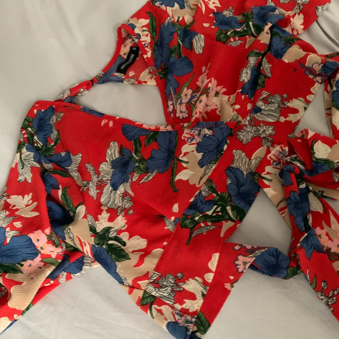 Pretty little things red floral crop top - 90