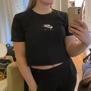 Nike t-shirt - Magtröja från nike