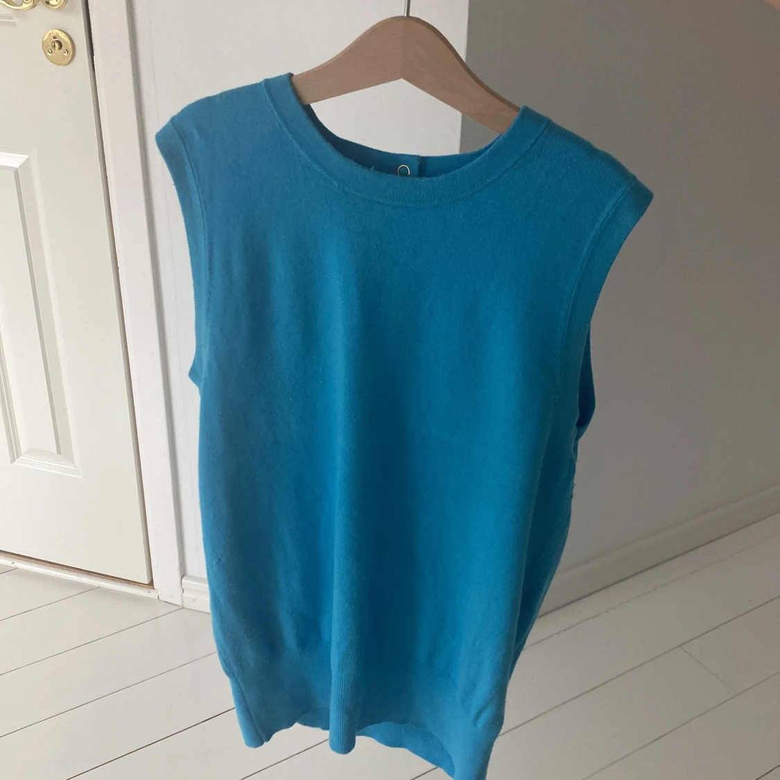 blå stickad topp - 90