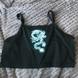 Super fin topp - Super fin topp från shein och använd fåtal gånger❤️strl 150 men är rätt stretchig