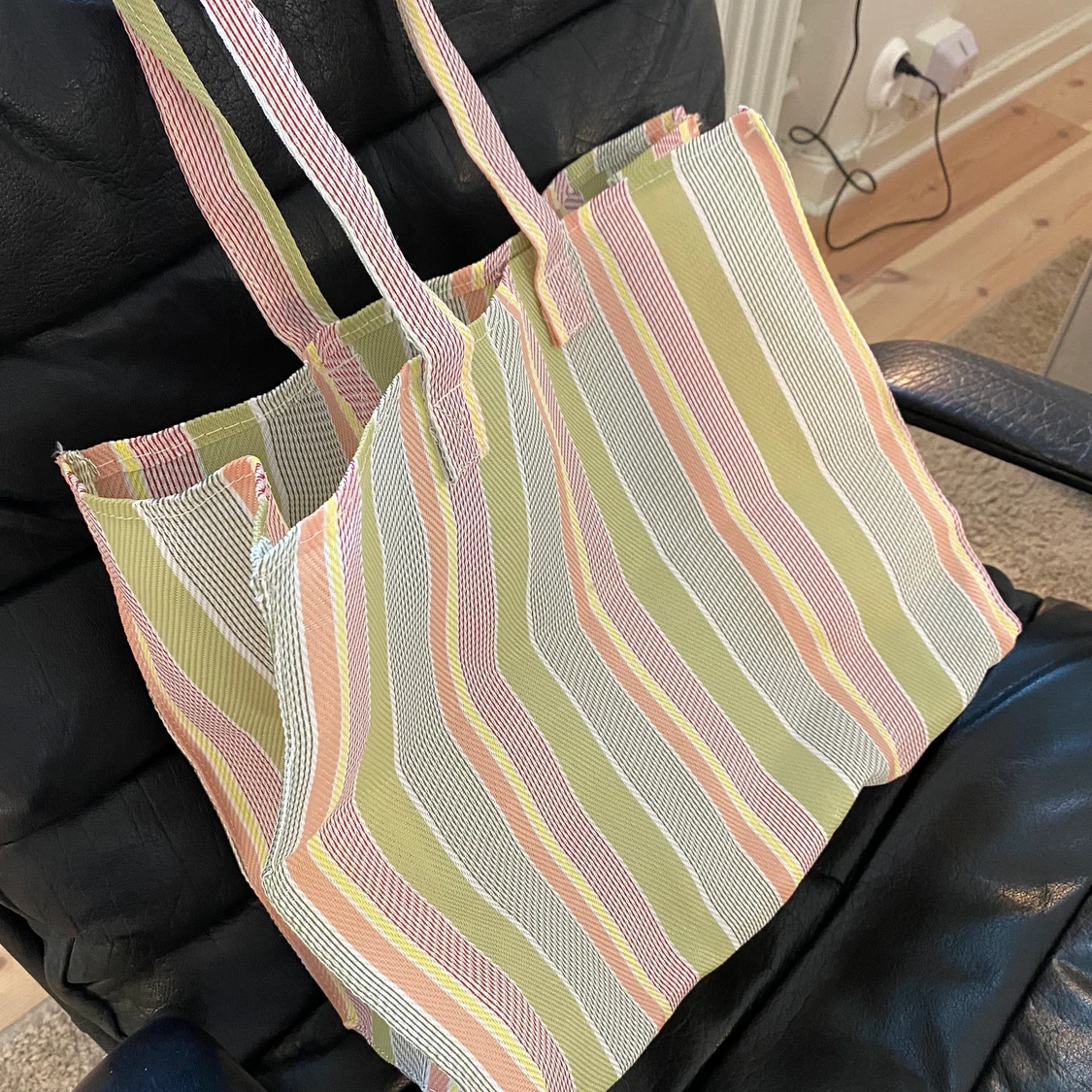 Randig pastell väska  - 90