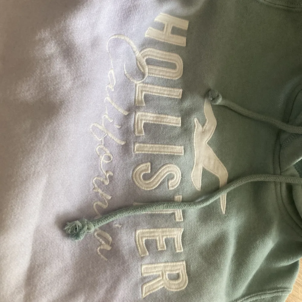 Sweat shirt hollister degraded  with pockets. Hoodies.