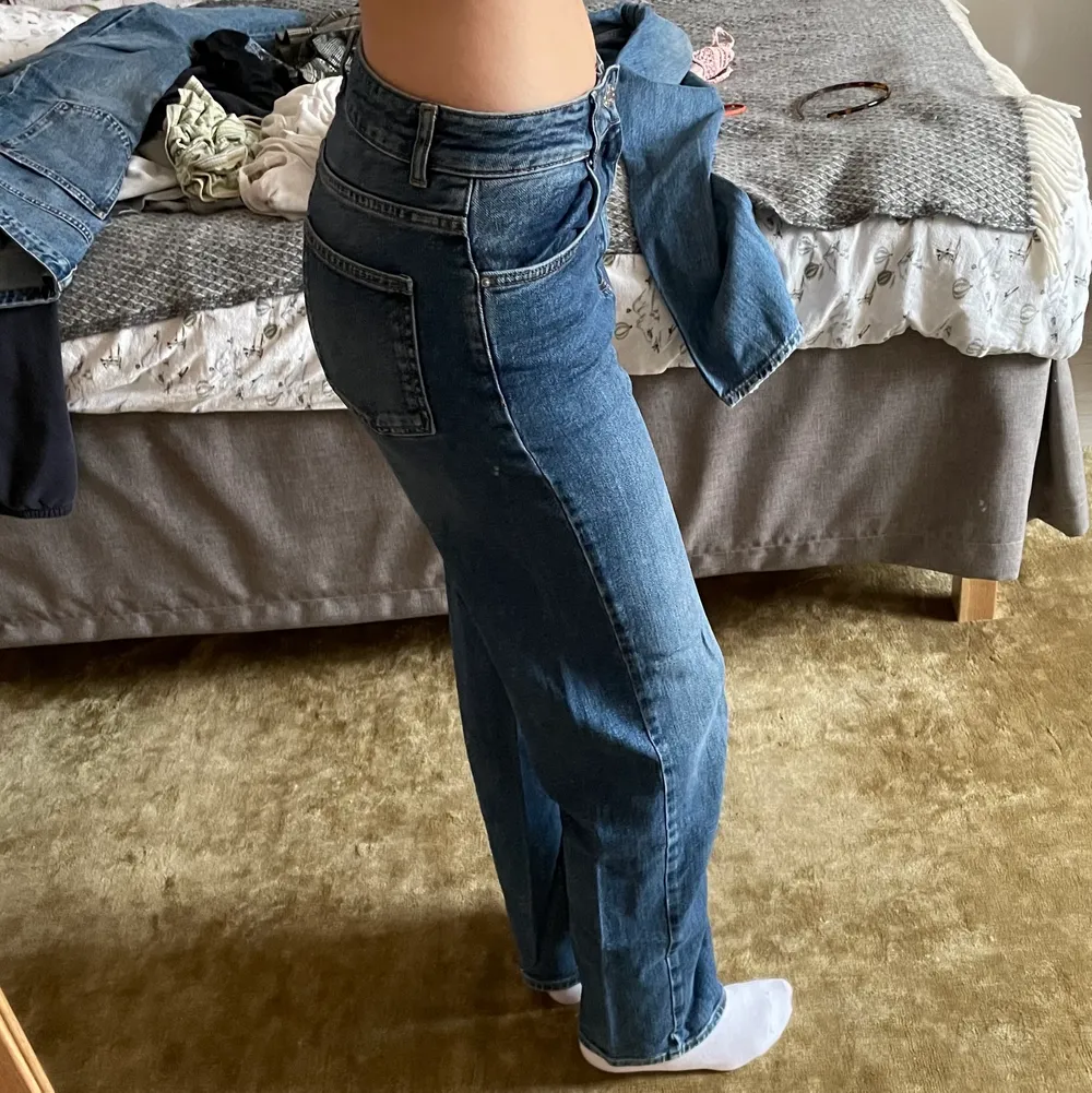 Jätte fina jeans i bra skick☺️. Jeans & Byxor.