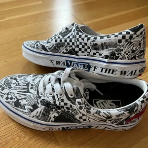 Vans Skor - Mönstrade skor från vans, storlek 37, köparen står för frakten💗💗
