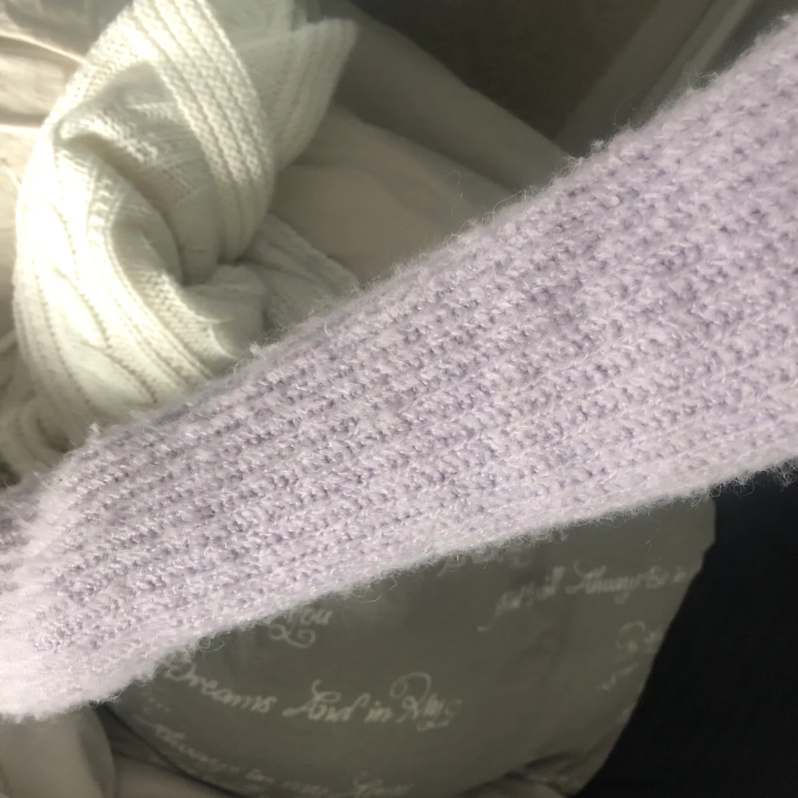 Lila stickad kofta med knappar från h&m - 91