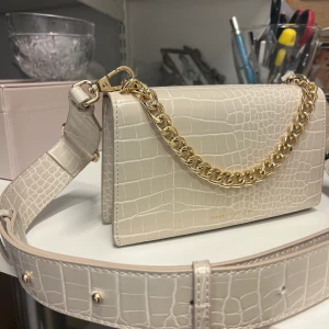 Väska från idealofsweden - Knappt använd 