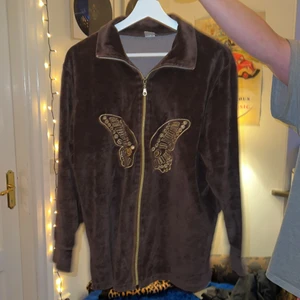 Mjukiströja ;) - Aldrig använd, köpt på secondhand, bra skick 