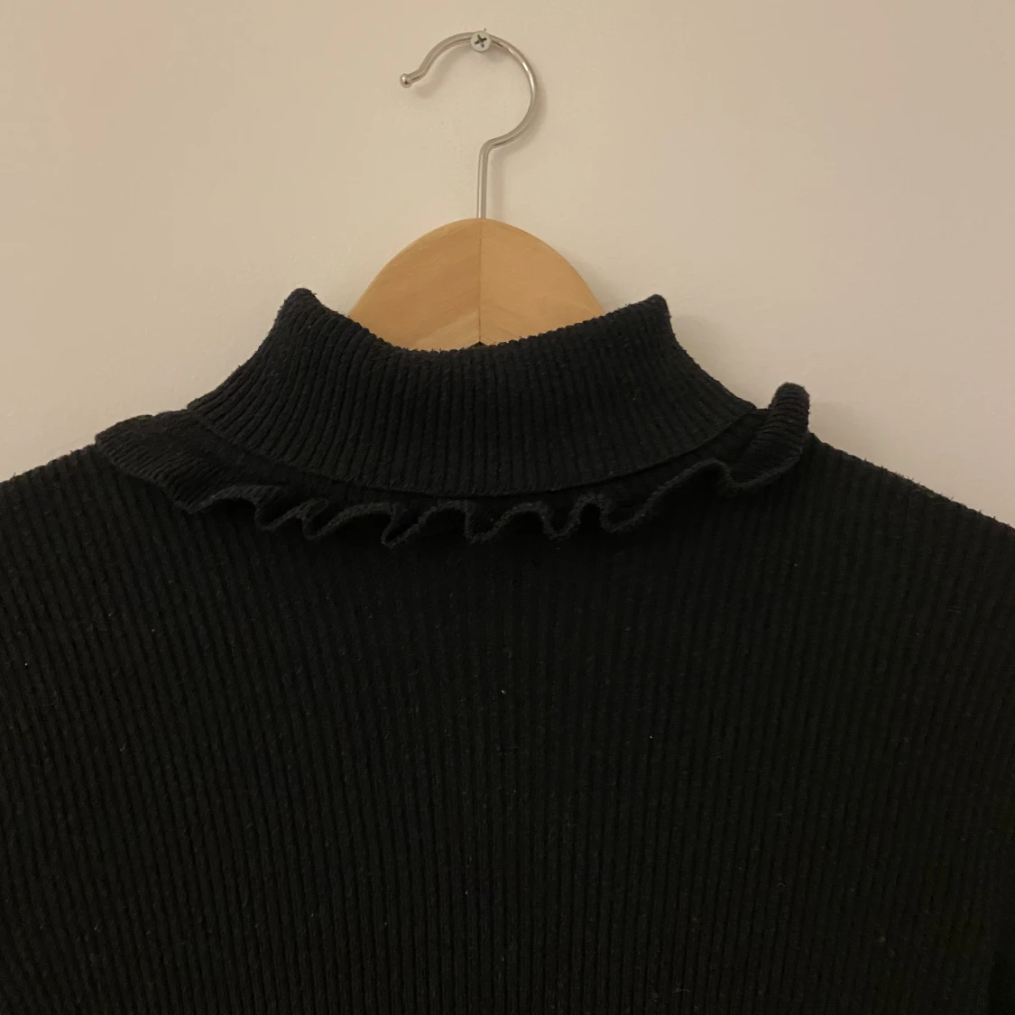 Ribbad polotröja - 90