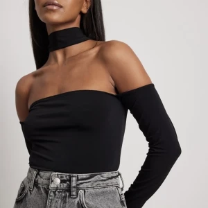 Fin tröja - Tröja från NA-KD, inte använd då den var för liten, storlek small