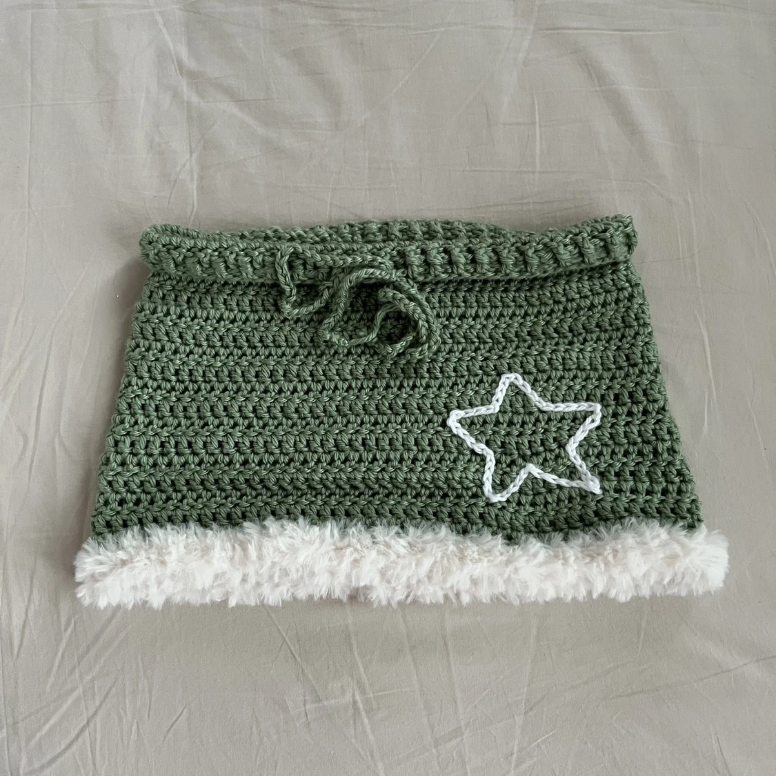 Low waisted mini skirt