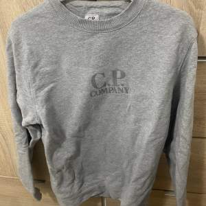 CP Company sweatshirt, nyskick