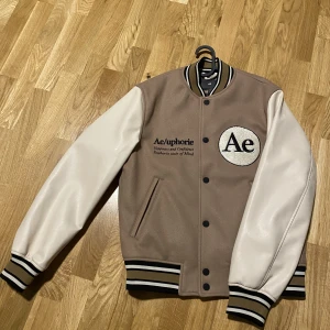 Basketjacka - Hm Basketjacka  Storlek:S passar även M