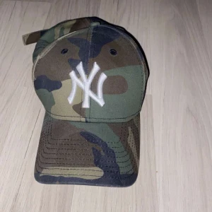 Keps - knappt använd och gott skick