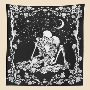 Svart trapersty - Kommer utan hängkragar