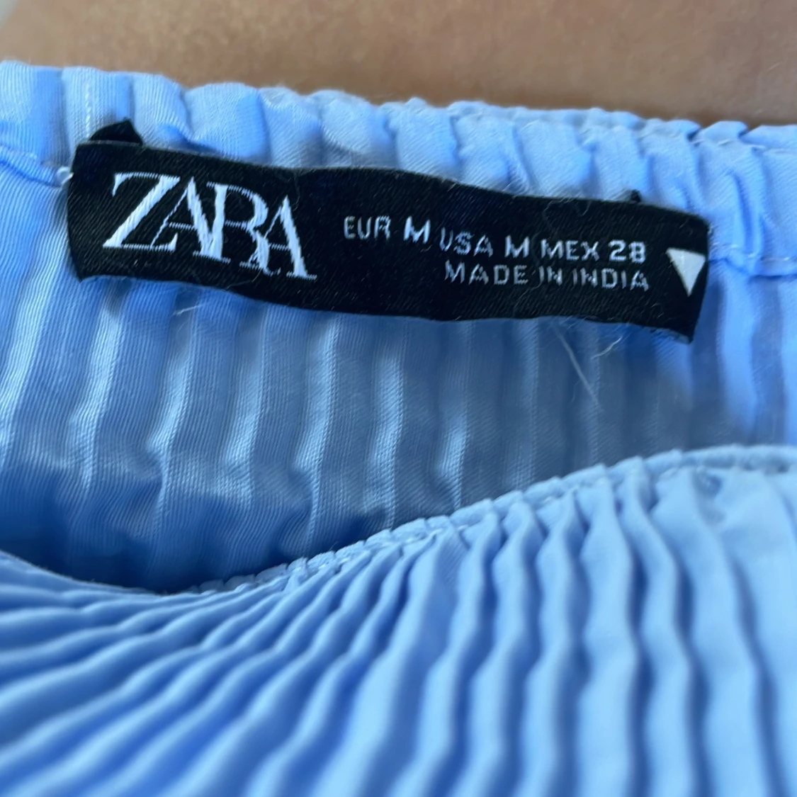 Zara topp strl M - 90