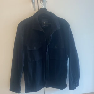 Overshirt Riley M - Oanvänd overshirt från Riley inköpt på brothers i storlek M.