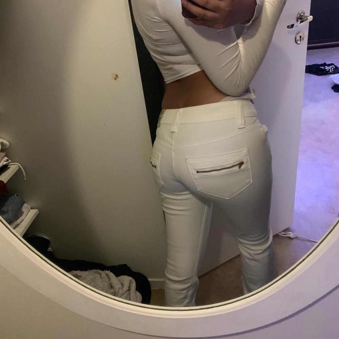 Lågmidjade vita jeans 