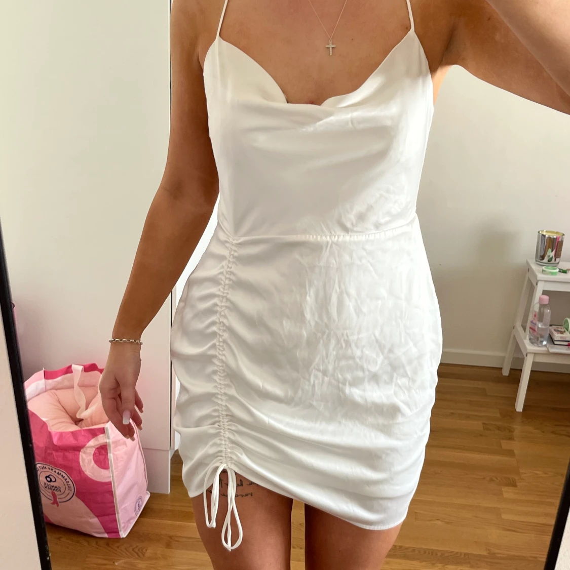 Satin klänning - 90