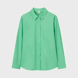 Twist & Tango Peyton Shirt i färgen Pale Emerald och i storlek M. Den är stor i storleken och ganska lång om man är kort som mig. Modellen är som en herrskjorta.