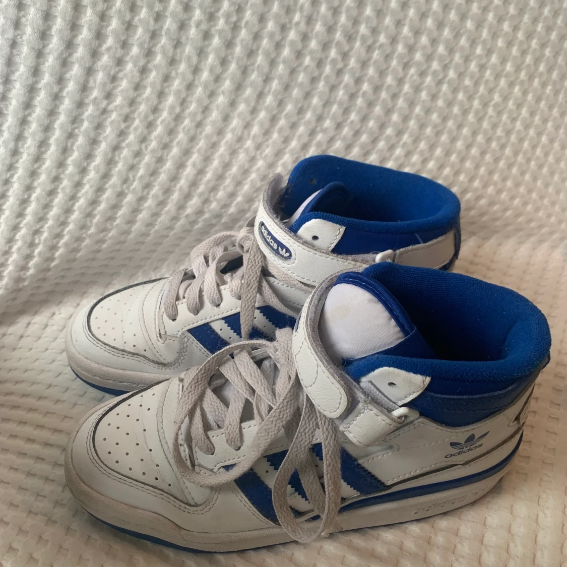 Adidas forum mid strl 36 - 90